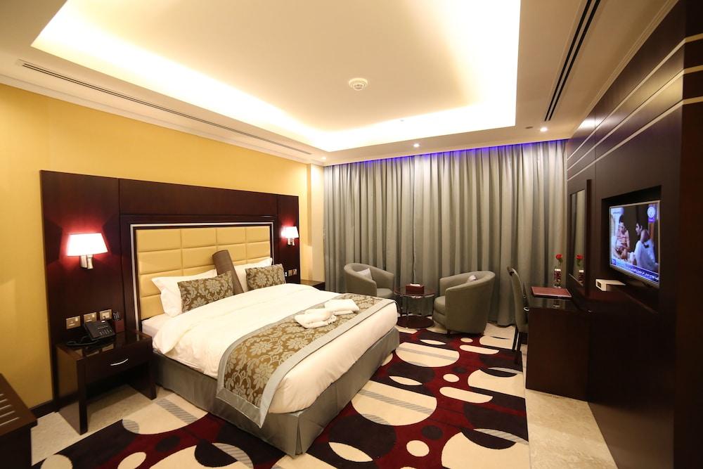 Telal Hotel Apartments Дубай Екстериор снимка