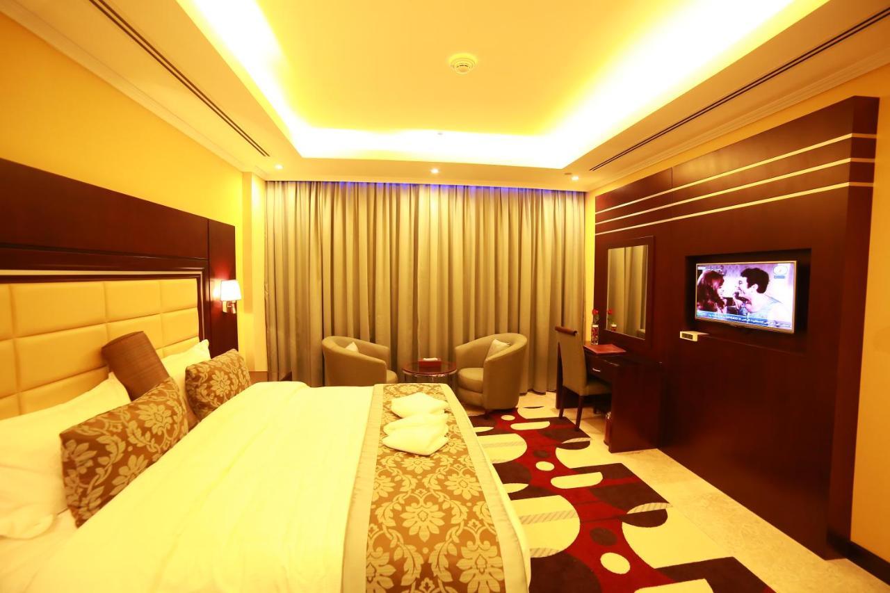 Telal Hotel Apartments Дубай Екстериор снимка