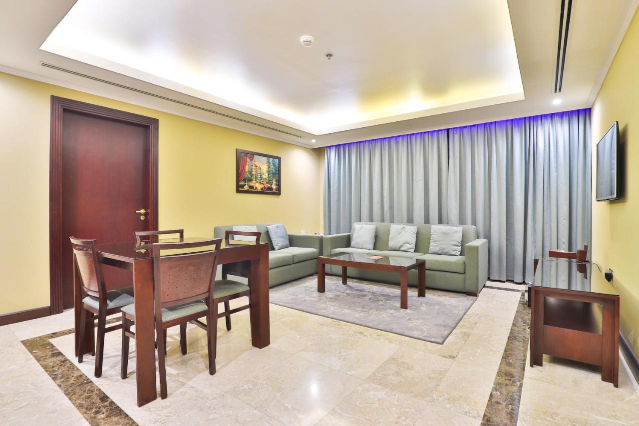 Telal Hotel Apartments Дубай Екстериор снимка